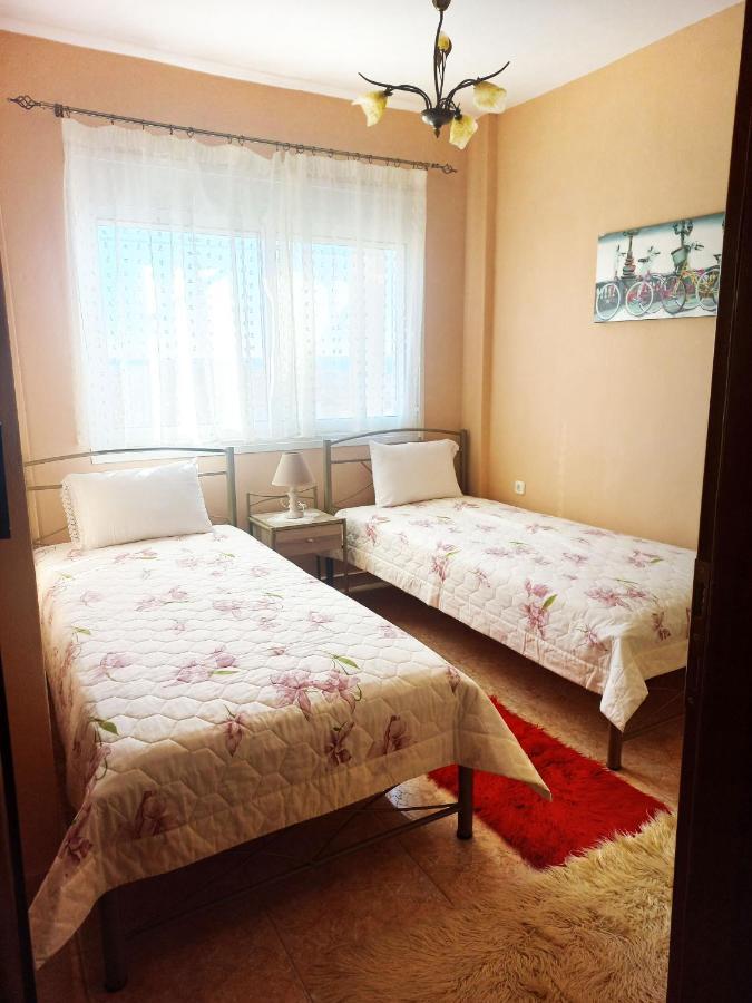 Evis Maisonette With Sea View فلوغيتا المظهر الخارجي الصورة