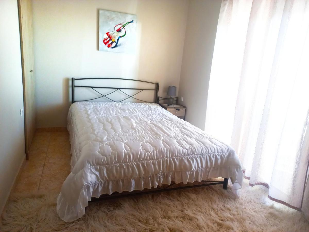 Evis Maisonette With Sea View فلوغيتا المظهر الخارجي الصورة